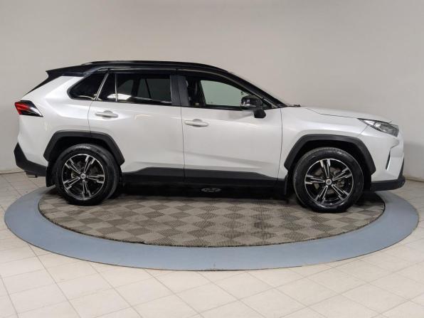 Toyota RAV4 V (XA50) с пробегом 2021 года, цена 2 840 000 рублей, 108000 км, внедорожник, Автокод Объявления