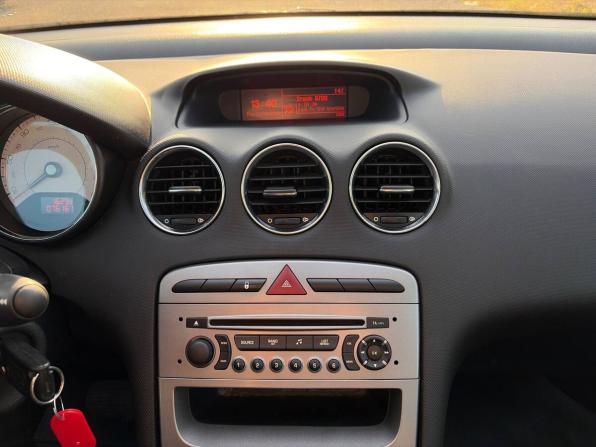 Peugeot 308 I с пробегом 2010 года, цена 600 000 рублей, 76000 км, хэтчбек, Автокод Объявления