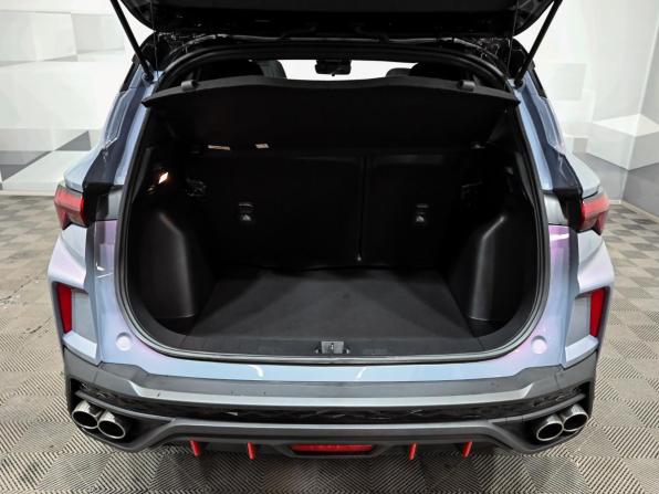 Geely Coolray I Рестайлинг с пробегом 2024 года, цена 2 300 000 рублей, 28365 км, внедорожник, Автокод Объявления