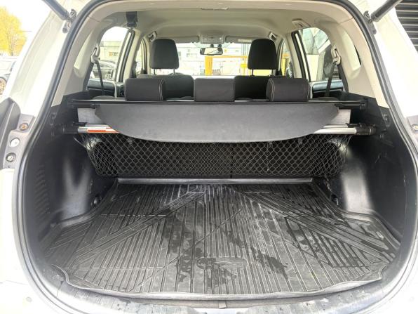Toyota RAV4 IV (XA40) Рестайлинг с пробегом 2015 года, цена 2 450 000 рублей, 147000 км, внедорожник, Автокод Объявления