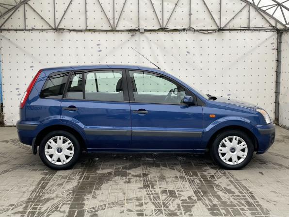 Ford Fusion I Рестайлинг с пробегом 2007 года, цена 470 000 рублей, 131801 км, хэтчбек, Автокод Объявления