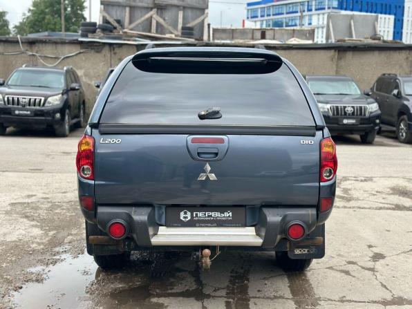 Mitsubishi L200 IV с пробегом 2007 года, цена 1 330 000 рублей, 261296 км, пикап, Автокод Объявления