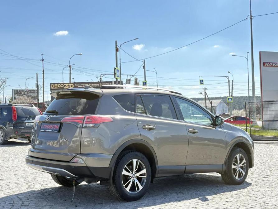 Toyota RAV4 IV (XA40) Рестайлинг Крым  - изображение 5