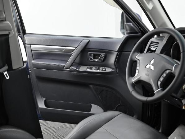 Mitsubishi Pajero IV с пробегом 2011 года, цена 1 599 000 рублей, 178000 км, внедорожник, Автокод Объявления