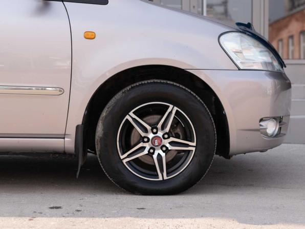 Toyota Ipsum II (M20) с пробегом 2001 года, цена 900 000 рублей, 204905 км, компактвэн, Автокод Объявления