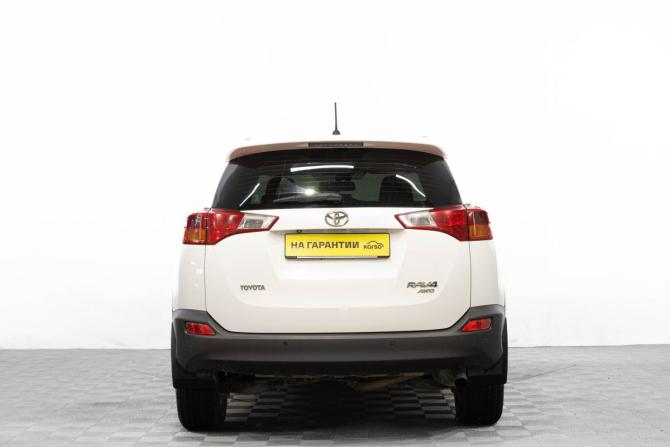 Toyota RAV4 IV (XA40) с пробегом 2013 года, цена 2 099 000 рублей, 176000 км, внедорожник, Автокод Объявления