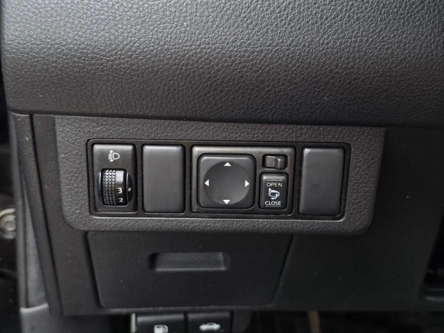 Nissan Tiida I Санкт-Петербург  - изображение 20