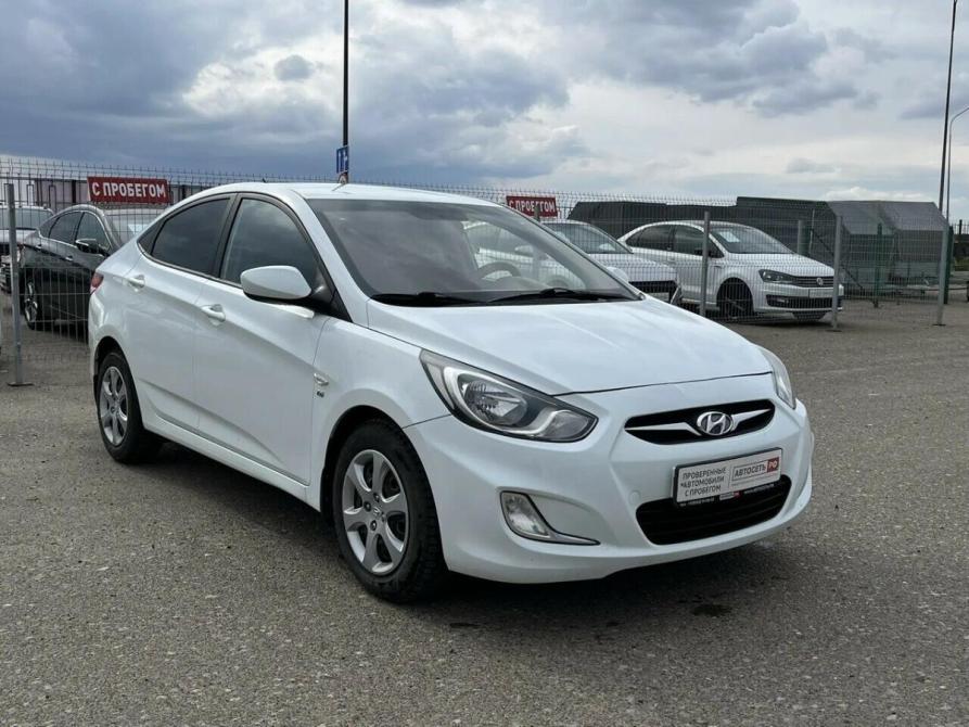 Hyundai Solaris I Буинск  - изображение 4