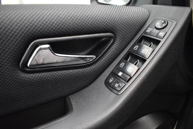 Mercedes-Benz A-Класс II (W169) Рестайлинг с пробегом 2011 года, цена 875 000 рублей, 124086 км, хэтчбек, Автокод Объявления