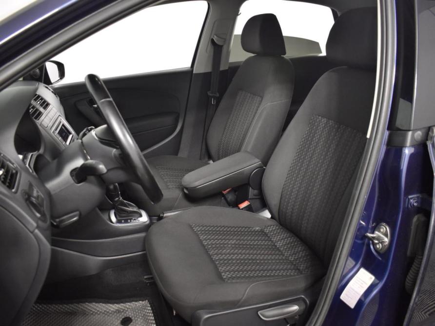 Volkswagen Polo V Рестайлинг Казань  - изображение 10