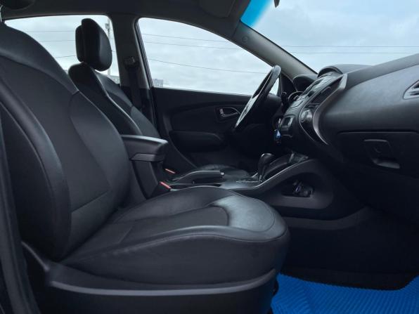 Hyundai ix35 I Рестайлинг с пробегом 2014 года, цена 1 580 000 рублей, 215700 км, внедорожник, Автокод Объявления