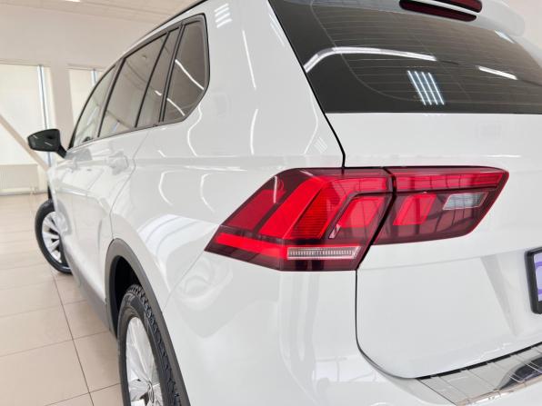 Volkswagen Tiguan II Рестайлинг с пробегом 2021 года, цена 2 280 000 рублей, 132725 км, внедорожник, Автокод Объявления