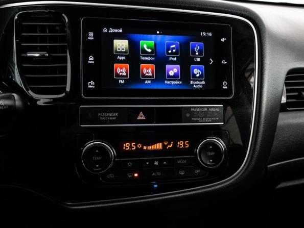 Mitsubishi Outlander III Рестайлинг 3 с пробегом 2020 года, цена 1 999 000 рублей, 158435 км, внедорожник, Автокод Объявления