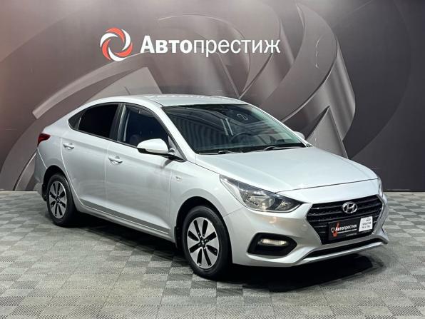 Hyundai Solaris II с пробегом 2018 года, цена 1 150 000 рублей, 151505 км, седан, Автокод Объявления