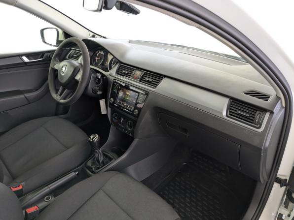 Skoda Rapid I Рестайлинг с пробегом 2019 года, цена 840 000 рублей, 257323 км, лифтбек, Автокод Объявления