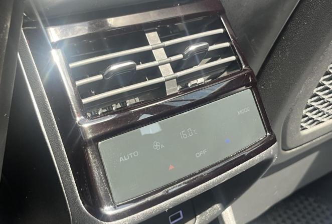 Geely Monjaro I с пробегом 2023 года, цена 3 070 000 рублей, 41741 км, внедорожник, Автокод Объявления