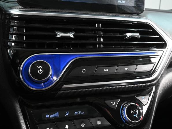 Changan Alsvin с пробегом 2023 года, цена 1 099 000 рублей, 34155 км, седан, Автокод Объявления