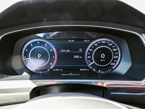 Volkswagen Tiguan II с пробегом 2017 года, цена 2 220 000 рублей, 203434 км, внедорожник, Автокод Объявления
