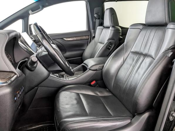 Toyota Alphard III Рестайлинг с пробегом 2021 года, цена 5 950 000 рублей, 127330 км, минивэн, Автокод Объявления