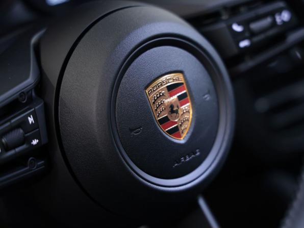 Porsche Macan I Рестайлинг 2 с пробегом 2025 года, цена 12 340 000 рублей, 45 км, внедорожник, Автокод Объявления