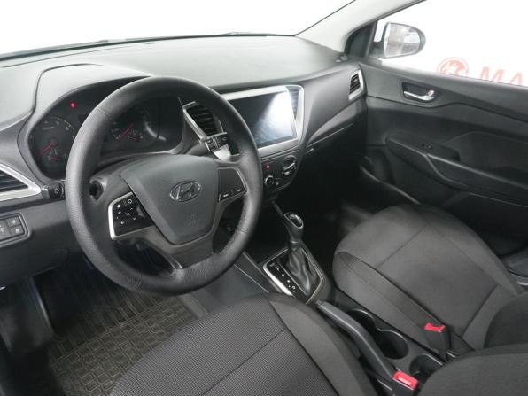 Hyundai Solaris II с пробегом 2019 года, цена 1 580 000 рублей, 32535 км, седан, Автокод Объявления
