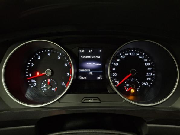 Volkswagen Tiguan II Рестайлинг с пробегом 2021 года, цена 2 660 000 рублей, 50562 км, внедорожник, Автокод Объявления
