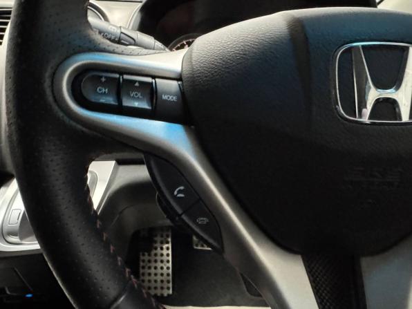 Honda Stream II Рестайлинг с пробегом 2010 года, цена 1 538 000 рублей, 153790 км, компактвэн, Автокод Объявления