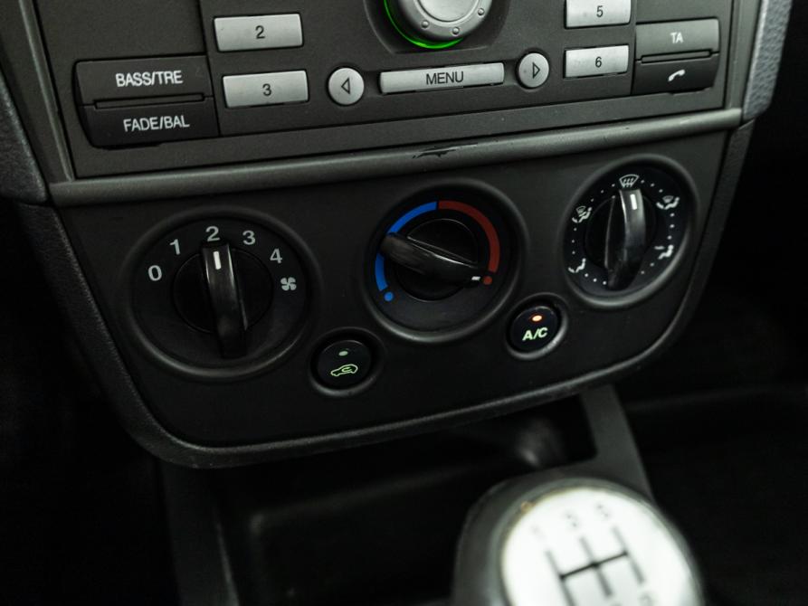 Ford Fiesta Mk5 Санкт-Петербург  - изображение 15