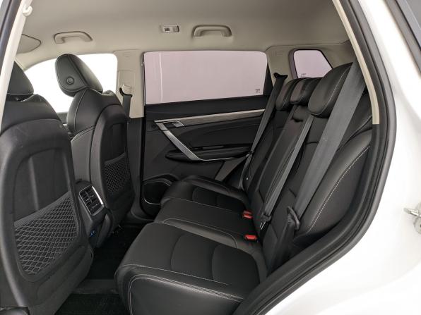 Geely Atlas Pro с пробегом 2024 года, цена 2 200 000 рублей, 44613 км, внедорожник, Автокод Объявления