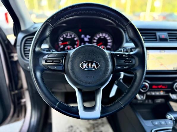 Kia Rio IV с пробегом 2018 года, цена 1 364 000 рублей, 81000 км, седан, Автокод Объявления
