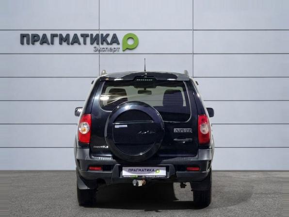 Chevrolet Niva I Рестайлинг с пробегом 2017 года, цена 685 000 рублей, 130572 км, внедорожник, Автокод Объявления