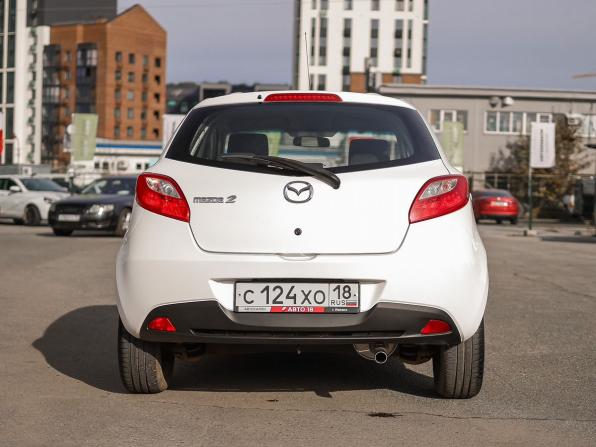 Mazda 2 II Рестайлинг (DE2) с пробегом 2011 года, цена 799 000 рублей, 90700 км, хэтчбек, Автокод Объявления