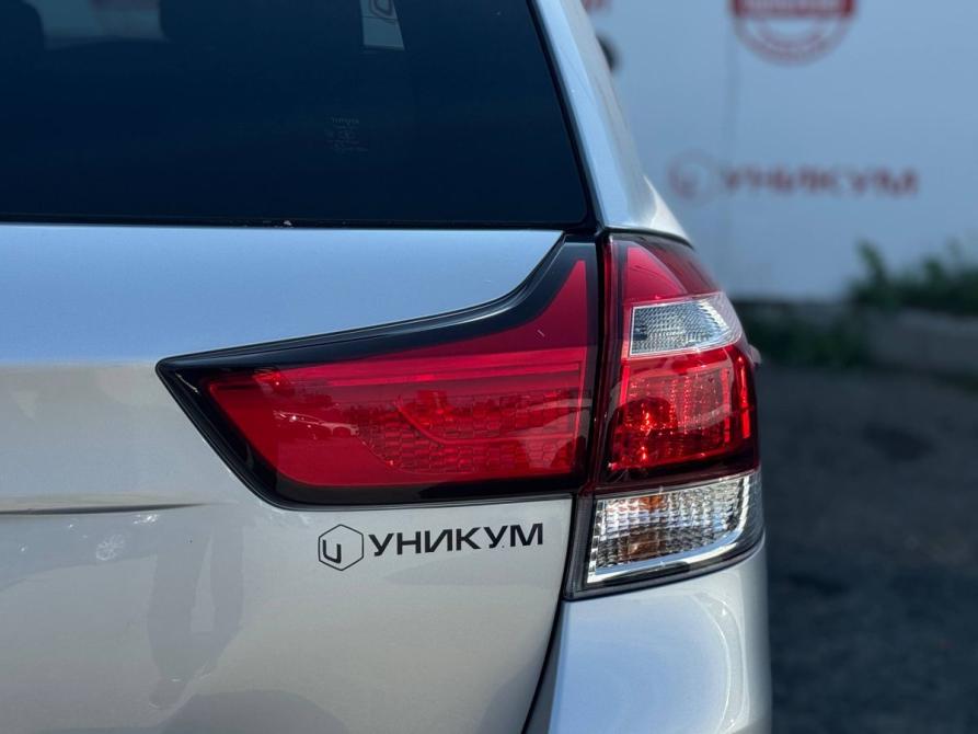 Toyota Corolla XI (E160 E170) Рестайлинг 2 Екатеринбург  - изображение 16