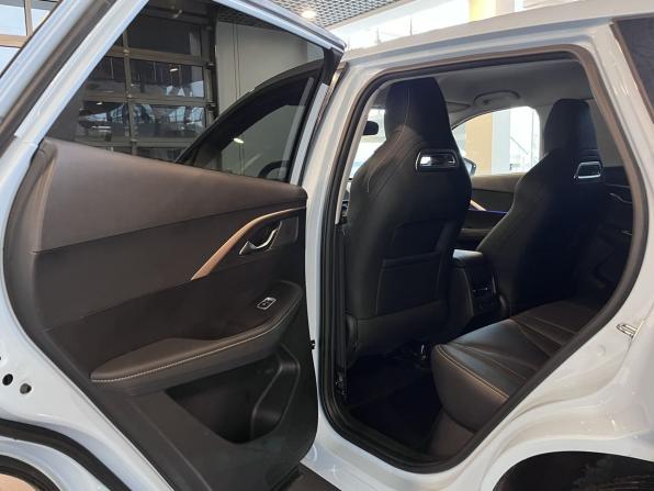Omoda C5 I с пробегом 2023 года, цена 1 937 000 рублей, 45973 км, внедорожник, Автокод Объявления