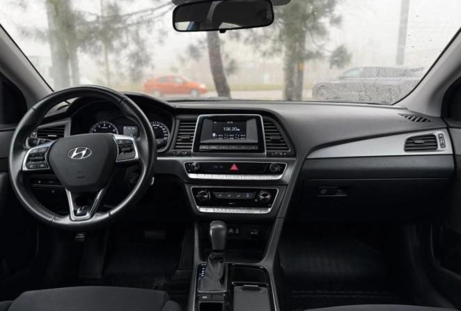 Hyundai Sonata VII (LF) Рестайлинг с пробегом 2017 года, цена 1 260 000 рублей, 102314 км, седан, Автокод Объявления