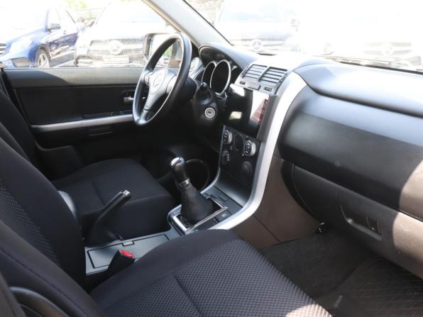 Suzuki Grand Vitara II Рестайлинг с пробегом 2011 года, цена 980 000 рублей, 189882 км, внедорожник, Автокод Объявления