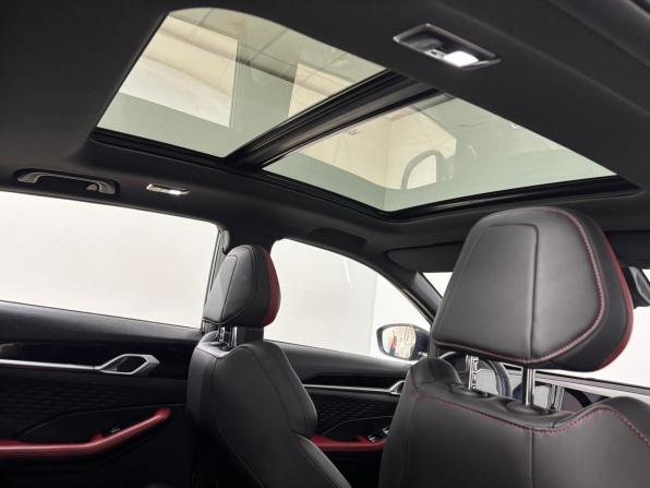Geely Coolray I Рестайлинг с пробегом 2023 года, цена 2 030 000 рублей, 31835 км, внедорожник, Автокод Объявления
