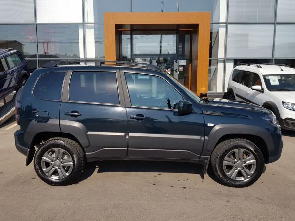 Lada (ВАЗ) Niva Travel I с пробегом 2023 года, цена 1 249 000 рублей, 24680 км, внедорожник, Автокод Объявления