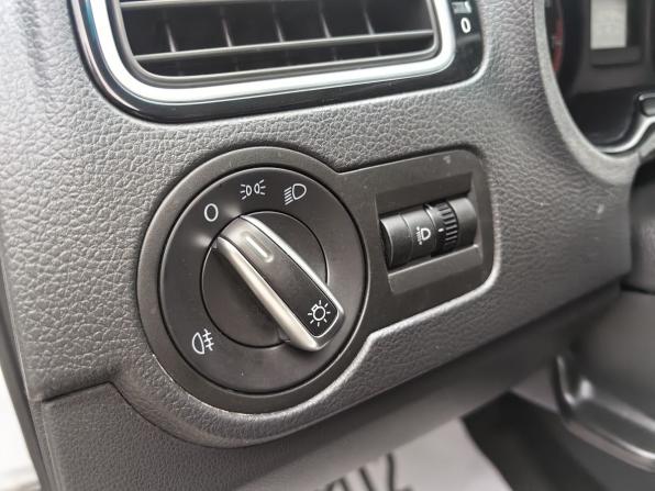 Volkswagen Polo V Рестайлинг с пробегом 2020 года, цена 1 199 900 рублей, 122000 км, седан, Автокод Объявления