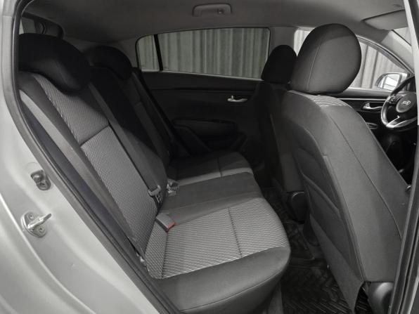 Kia Rio IV с пробегом 2019 года, цена 1 245 000 рублей, 111000 км, хэтчбек, Автокод Объявления