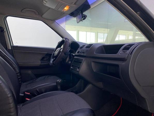 Skoda Fabia II Рестайлинг с пробегом 2012 года, цена 410 000 рублей, 134940 км, хэтчбек, Автокод Объявления