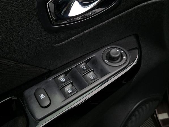 Renault Kaptur I с пробегом 2018 года, цена 1 459 000 рублей, 189682 км, внедорожник, Автокод Объявления