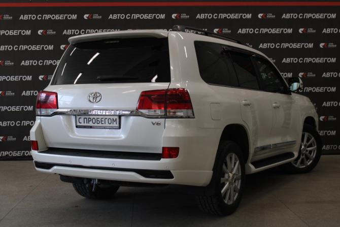 Toyota Land Cruiser 200 Series Рестайлинг 2 с пробегом 2016 года, цена 6 388 000 рублей, 121000 км, внедорожник, Автокод Объявления