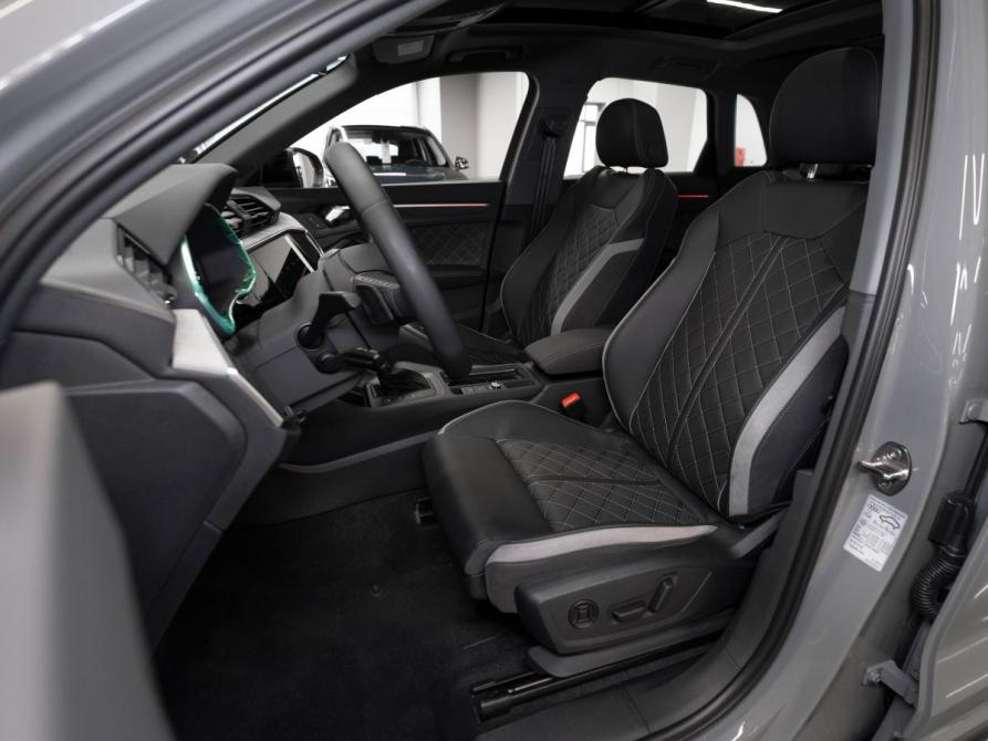Audi Q3 II (F3) Москва  - изображение 9