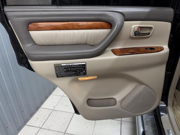 Lexus LX II Рестайлинг с пробегом 2003 года, цена 2 149 000 рублей, 368076 км, внедорожник, Автокод Объявления