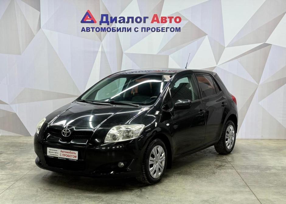Toyota Auris I Азнакаево  - изображение 1