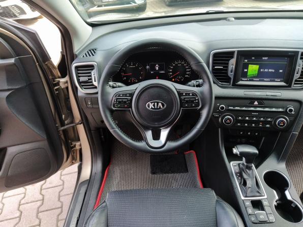 Kia Sportage IV с пробегом 2016 года, цена 1 556 000 рублей, 111000 км, внедорожник, Автокод Объявления