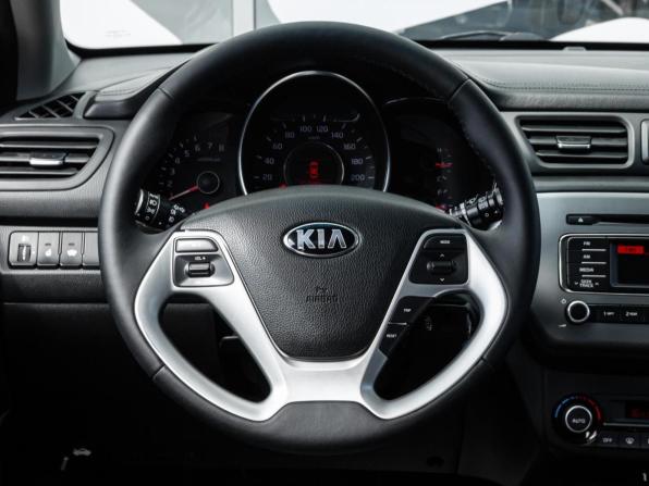 Kia Rio III Рестайлинг с пробегом 2015 года, цена 1 065 000 рублей, 212590 км, хэтчбек, Автокод Объявления