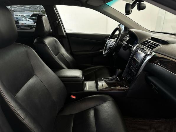 Toyota Camry VII (XV50) Рестайлинг с пробегом 2016 года, цена 2 050 000 рублей, 174014 км, седан, Автокод Объявления