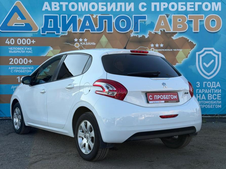 Peugeot 208 I Набережные Челны  - изображение 6